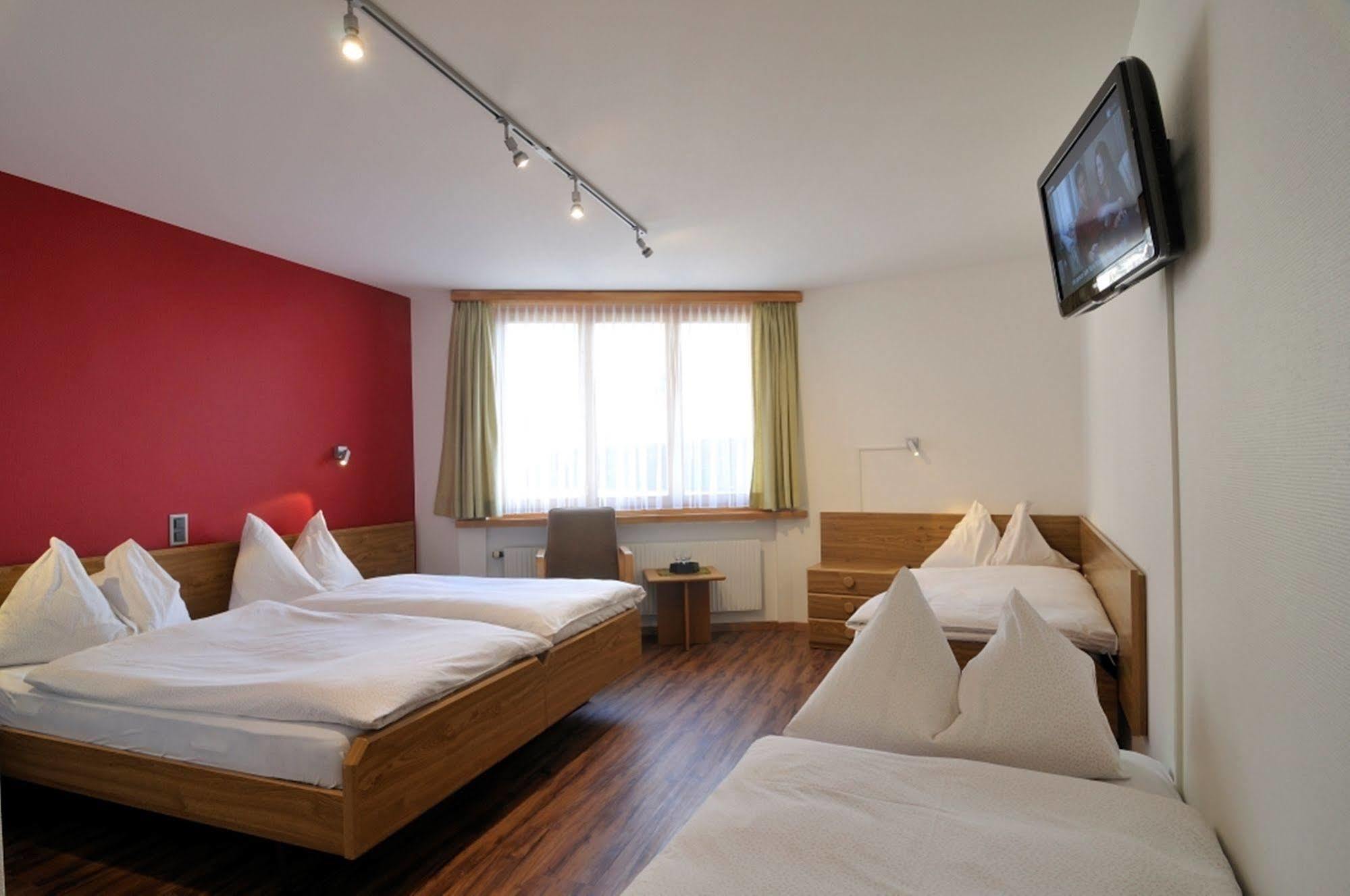 Hotel Toscana Interlaken Zewnętrze zdjęcie